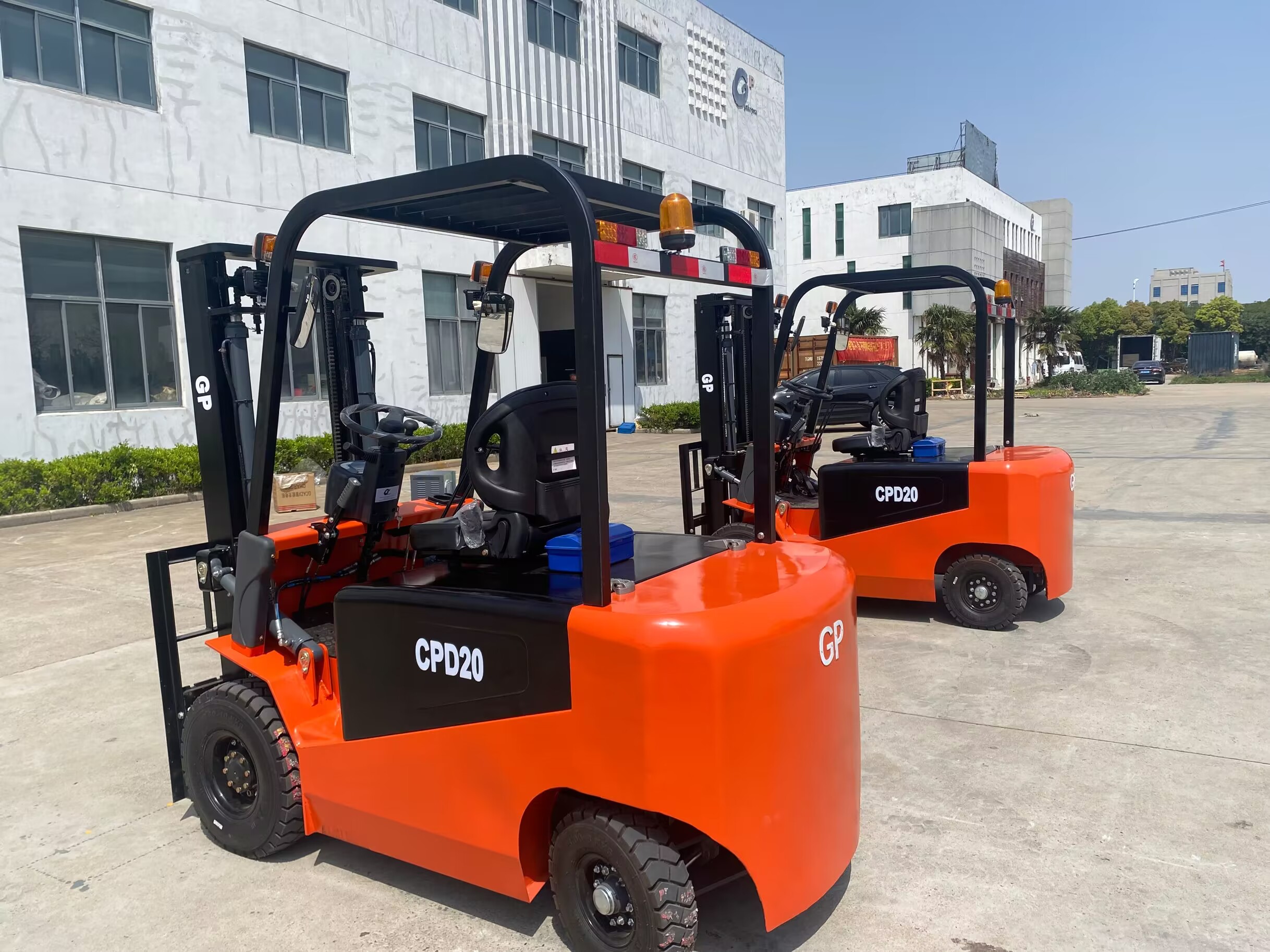 Forklift listrik CPD20 CPD25 2Ton 2.5T