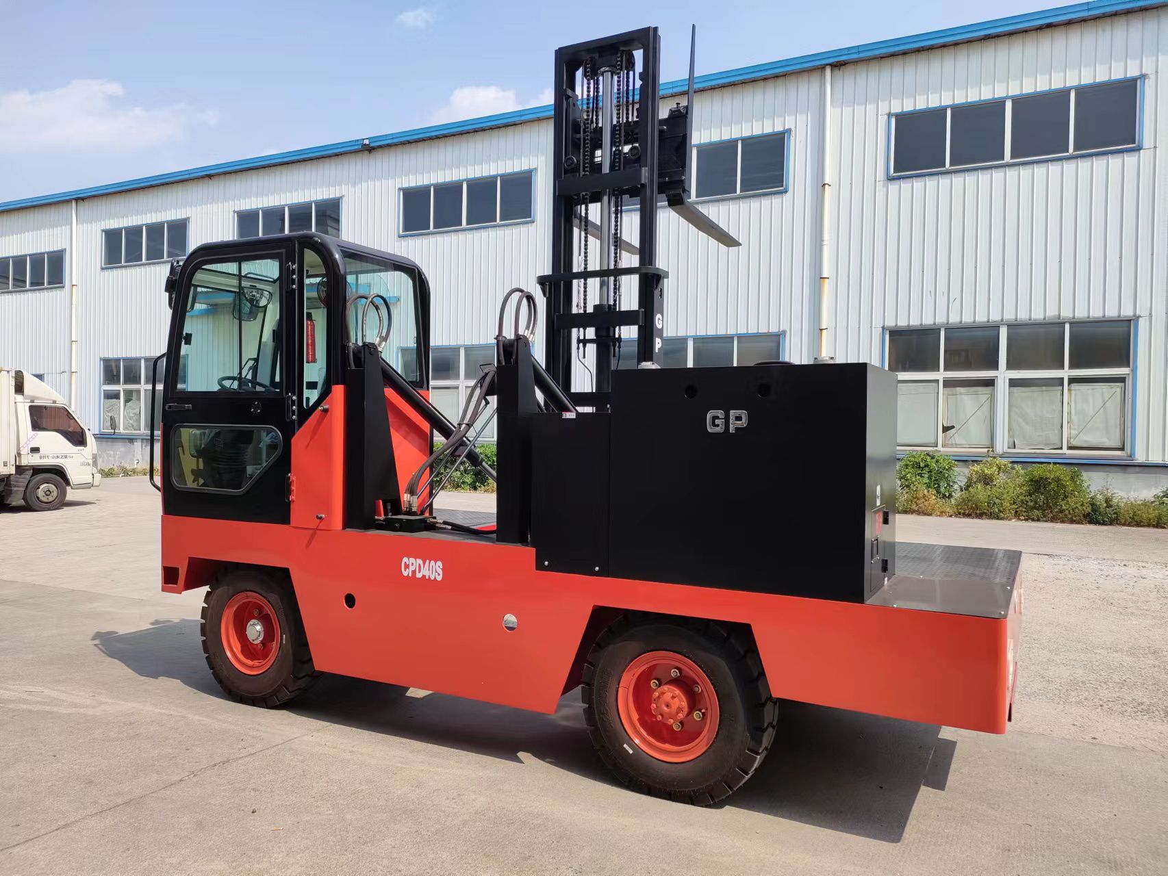 forklift samping listrik