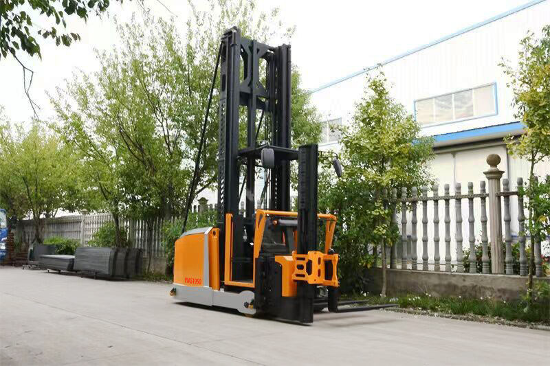  Forklift Man-up Elektrik Kapasitas 1,5 Ton dan Tinggi 8m